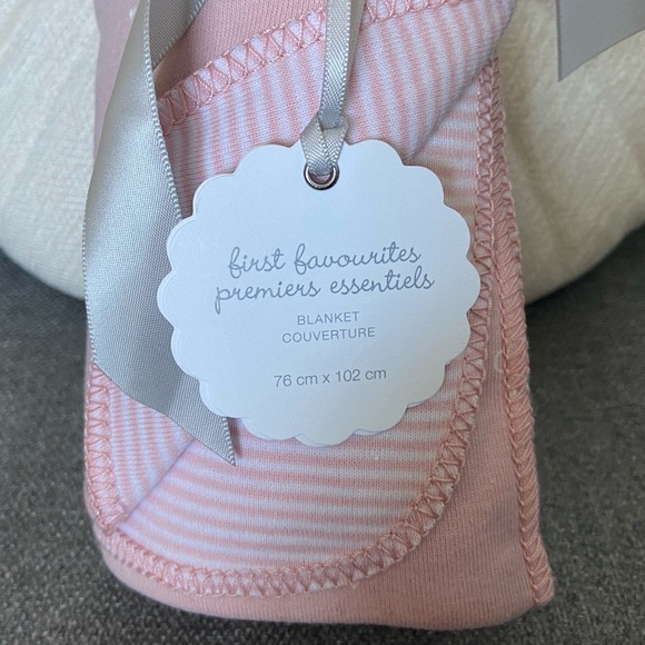 Baby Gap First Favourites Pink blanket - Picture 2 of 5